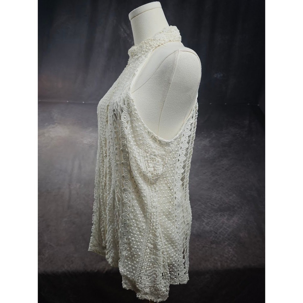 BKE Gimmicks Boho Crochet Halter Top Large Ivory Lace Cutout Festival Tank - Picture 3 of 10
